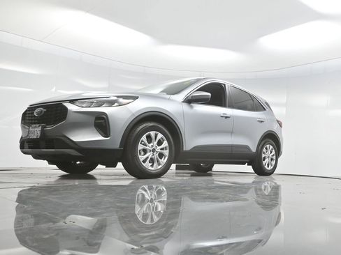 Used 2024 Ford Escape Active w/ Tech Pack #2 image 38