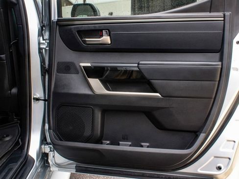 Used 2025 Toyota Tundra Limited image 12