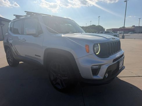 Used 2020 Jeep Renegade Altitude AWD/4WD image 24