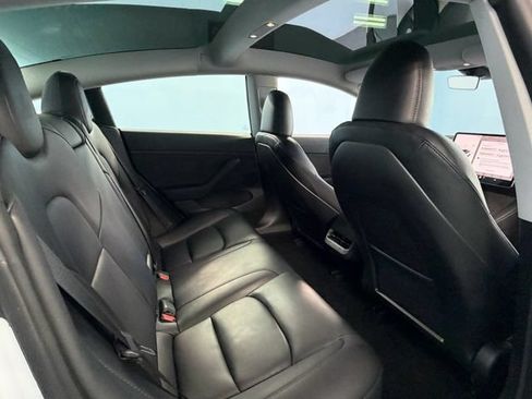Used 2023 Tesla Model 3 Standard Range RWD image 12