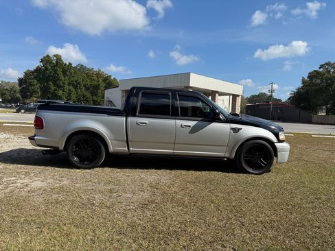Used 2003 Ford F150 Harley-Davidson image 5