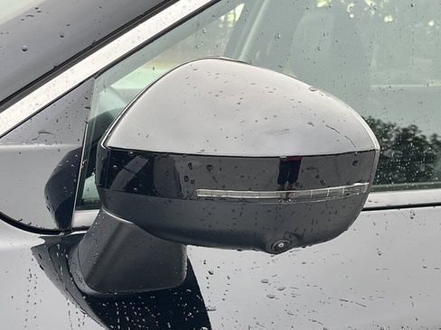 Certified 2023 Nissan Rogue SL w/ SL Premium Package image 30