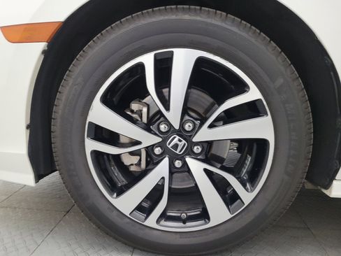 Used 2018 Honda Odyssey Elite image 31
