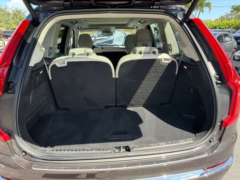 Used 2023 Volvo XC90 B6 Plus w/ Protection Package Premier AWD/4WD image 18