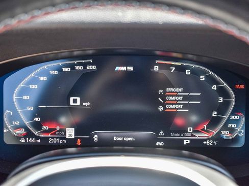 Used 2022 BMW M5 image 22