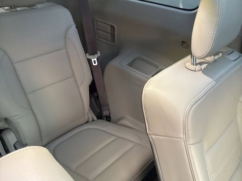 Used 2018 GMC Acadia Denali w/ Technology Package image 25