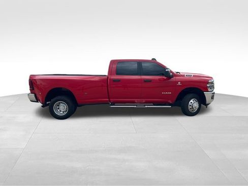 Used 2026 RAM 3500 Big Horn AWD/4WD image 9