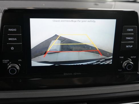 Used 2021 Kia Seltos LX image 21