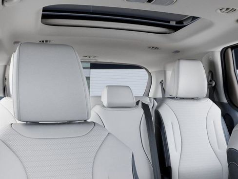 New 2026 Kia Carnival SX Prestige image 33