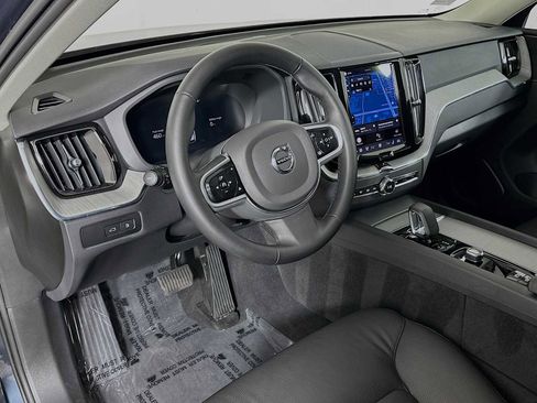 Used 2025 Volvo XC60 T8 Plus w/ Protection Package Premier image 9