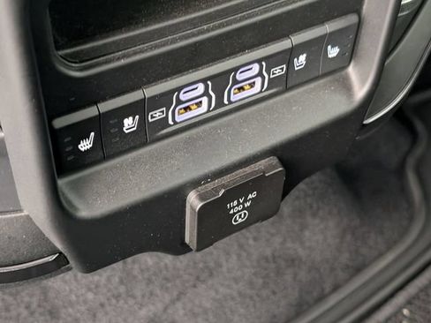 Certified 2025 RAM 1500 Limited AWD/4WD image 26