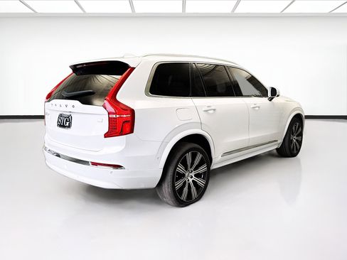 Used 2023 Volvo XC90 T8 Ultimate image 4