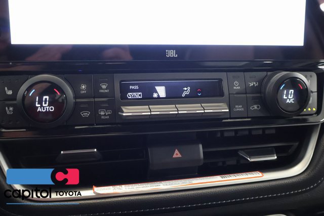Used 2025 Toyota Grand Highlander AWD Hybrid image 21