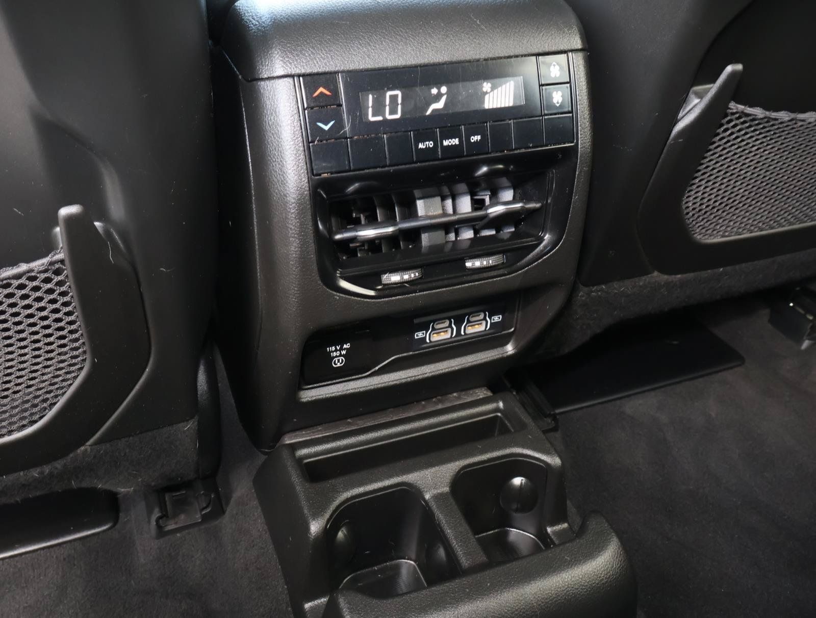 Used 2021 Jeep Grand Cherokee L Laredo w/ Luxury Tech Group I RWD image 12