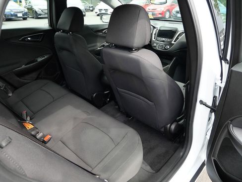 Used 2023 Chevrolet Malibu LS FWD image 29