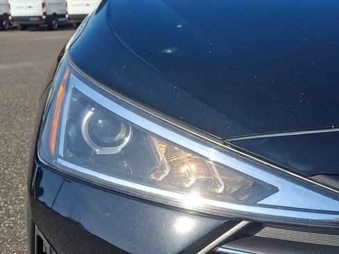 Used 2019 Hyundai Elantra Value Edition w/ Cargo Package FWD image 9
