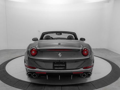 Certified 2016 Ferrari California T RWD image 11