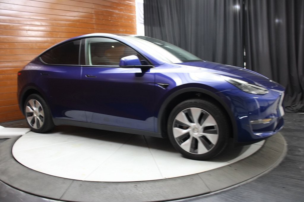 Used 2023 Tesla Model Y Long Range AWD/4WD image 52