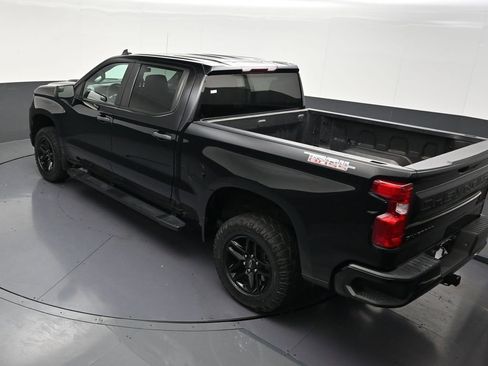 Used 2023 Chevrolet Silverado 1500 Custom Trail Boss w/ LPO, Dark Essentials Package AWD/4WD image 17