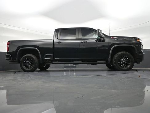 Used 2023 Chevrolet Silverado 2500 LTZ w/ LTZ Plus Package image 29