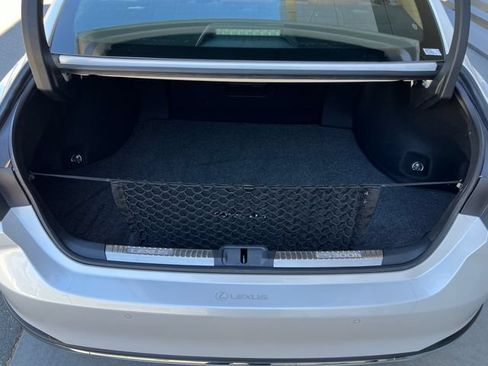 Used 2025 Lexus ES 300h w/ Premium Package FWD image 23