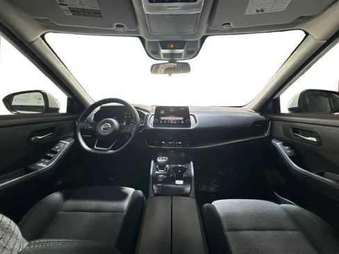 Used 2021 Nissan Rogue SV FWD image 14