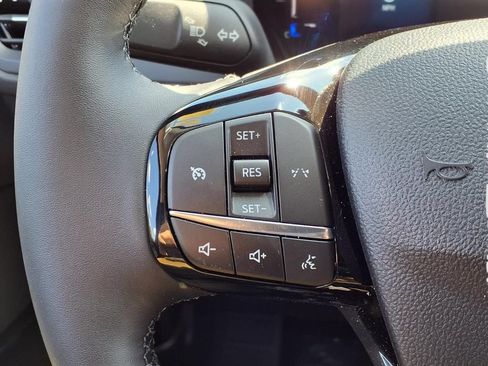 Used 2025 Ford Escape Active w/ Cold Weather Package FWD image 22
