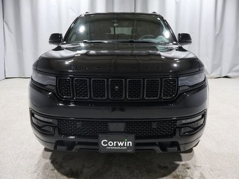 Used 2024 Jeep Wagoneer Series II w/ Convenience Group I image 8