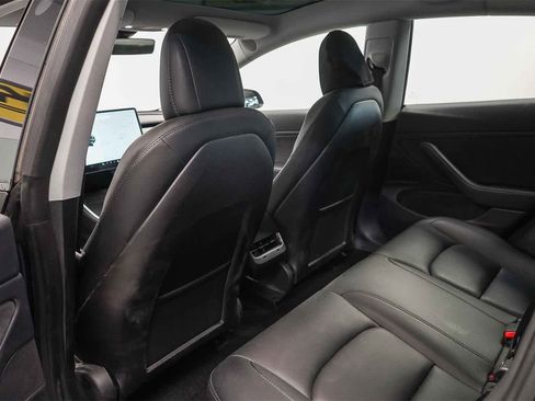 Used 2019 Tesla Model 3 Long Range image 18