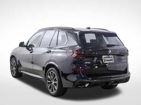 Used 2026 BMW X5 xDrive40i w/ M Sport Package AWD/4WD image 3