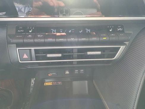 Certified 2026 Toyota Camry SE image 35