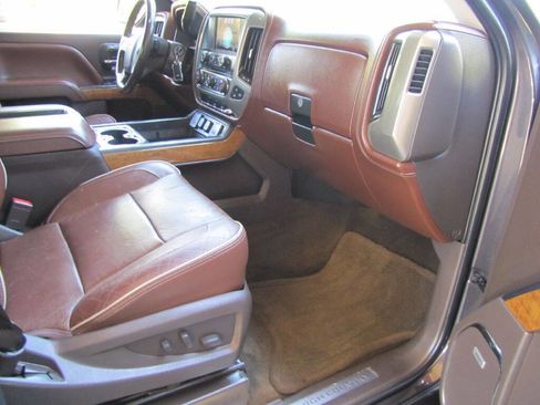 Used 2014 Chevrolet Silverado 1500 High Country image 20