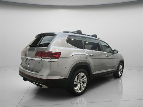 Used 2022 Volkswagen Atlas SE image 7