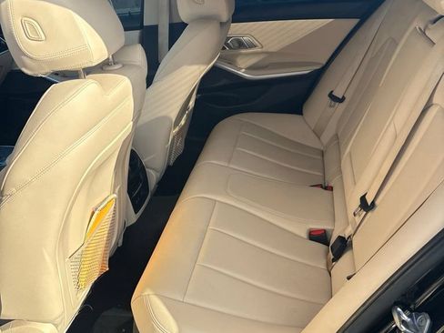 Used 2019 BMW 330i Sedan RWD image 4