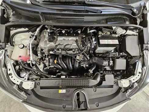 Used 2020 Toyota Corolla LE image 18