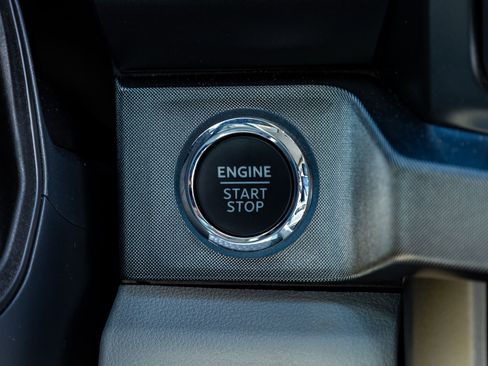 Used 2024 Ford F350 Limited w/ FX4 Off-Road Package image 22