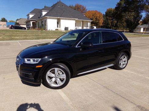 Used 2019 Audi Q5 2.0T Premium Plus w/ Premium Plus Package image 5