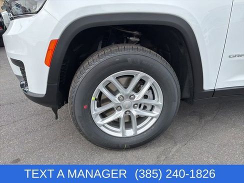 New 2026 Jeep Grand Cherokee L Laredo image 5