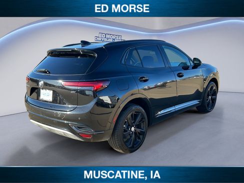Used 2021 Buick Envision Essence w/ Sport Touring Package image 5