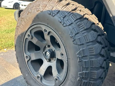 Used 2021 Jeep Wrangler Unlimited Sport AWD/4WD image 5