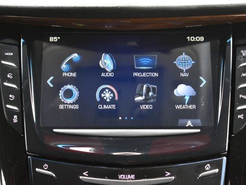 Used 2017 Cadillac Escalade Luxury RWD image 19