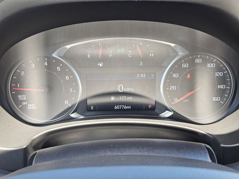 Used 2024 GMC Terrain SLT FWD image 18