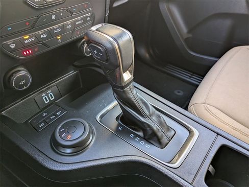 Used 2019 Ford Ranger XLT w/ Equipment Group 302A Luxury image 12