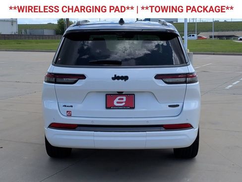 New 2026 Jeep Grand Cherokee L Summit w/ Obsidian Package AWD/4WD image 7