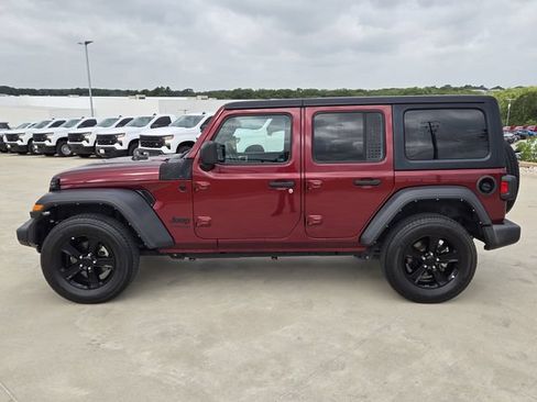 Used 2022 Jeep Wrangler Unlimited Sport AWD/4WD image 5