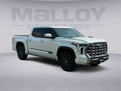 Used 2024 Toyota Tundra Platinum AWD/4WD image 7