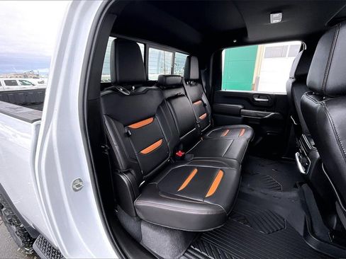 Used 2020 GMC Sierra 2500 AT4 w/ AT4 Premium Package image 28