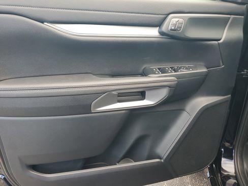 New 2025 Ford Ranger Lariat w/ FX4 Off-Road Package image 12