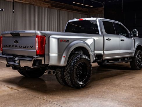 Used 2023 Ford F350 XLT w/ FX4 Off-Road Package image 10