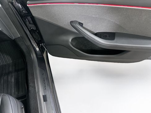 Used 2024 Tesla Model 3 Long Range RWD image 30